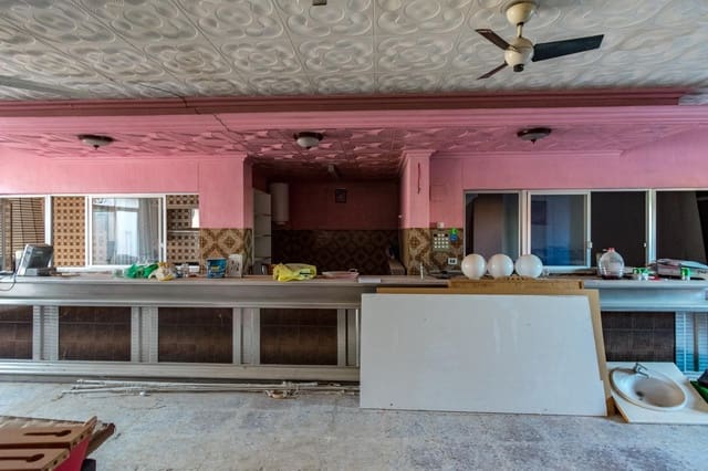 4 soveværelse Virksomhed til salg i Molins - Campaneta - San Bartolomé, Orihuela - € 150.000 (Ref: 9462168)