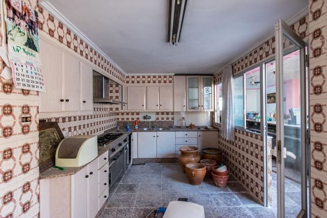 4 soveværelse Virksomhed til salg i Molins - Campaneta - San Bartolomé, Orihuela - € 150.000 (Ref: 9462168)