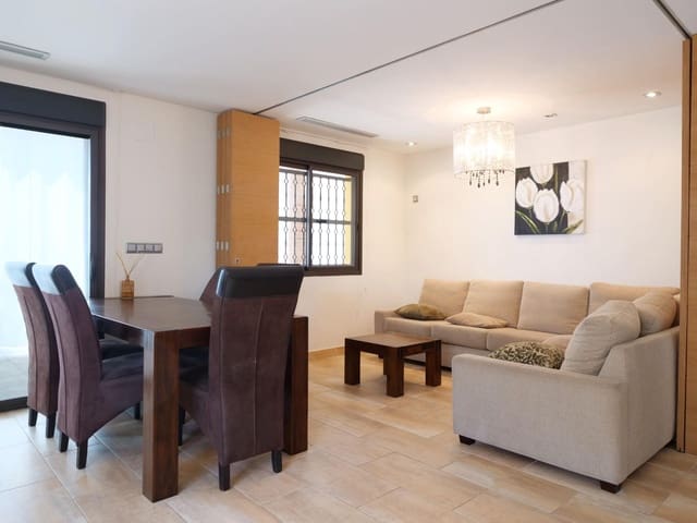 2 soveværelse Lejlighed til salg i Los Secanos, Guardamar del Segura med swimmingpool - € 310.000 (Ref: 9462171)