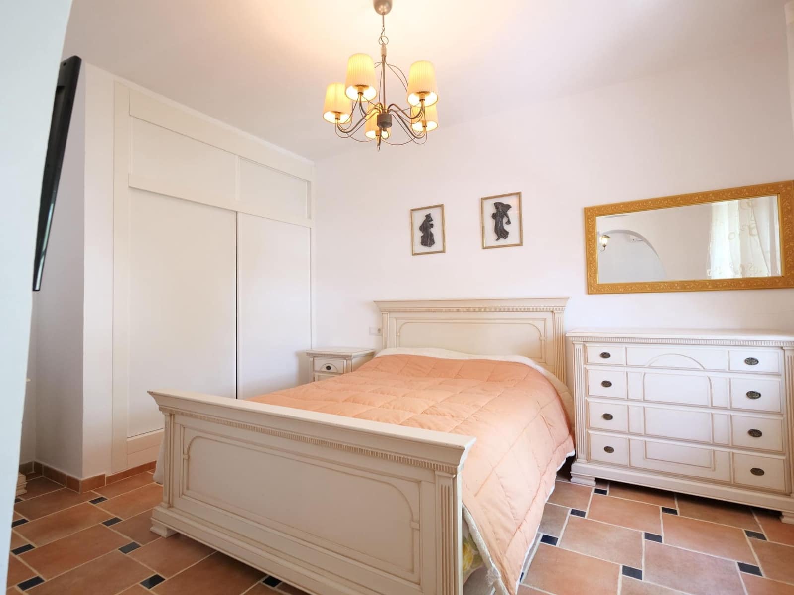 6 sypialnia Willa na sprzedaż w Los Balcones z basenem garażem - 499 000 € (Ref: 9462172)