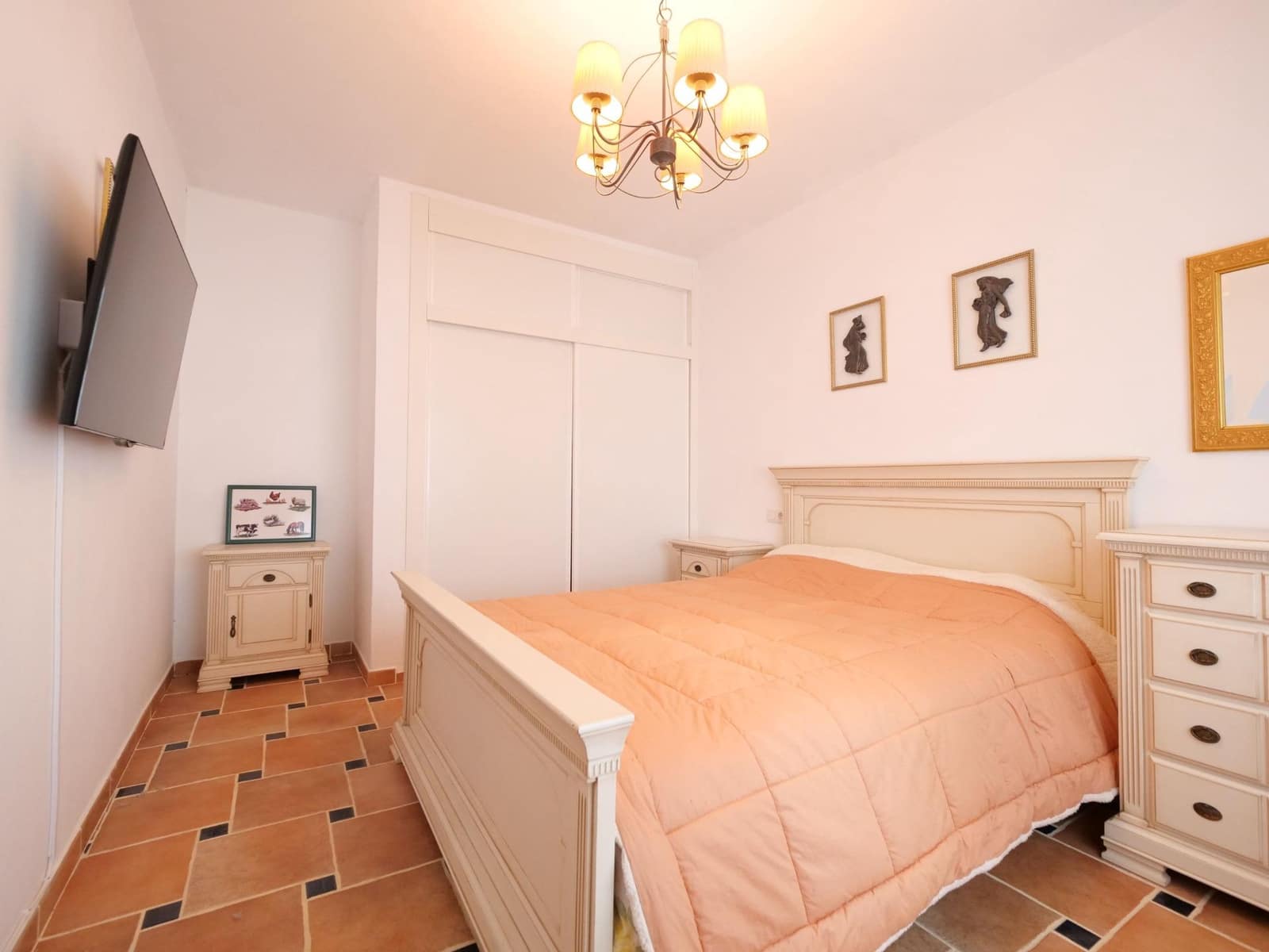 6 sypialnia Willa na sprzedaż w Los Balcones z basenem garażem - 499 000 € (Ref: 9462172)