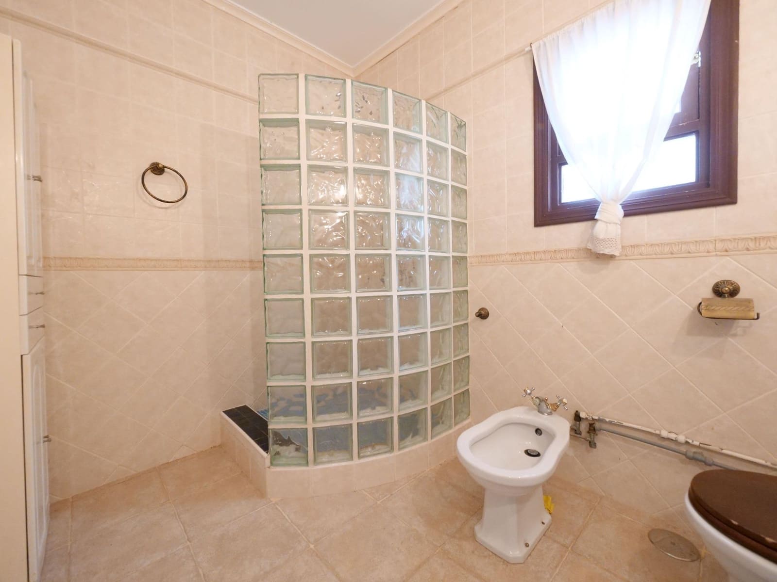 6 sypialnia Willa na sprzedaż w Los Balcones z basenem garażem - 499 000 € (Ref: 9462172)