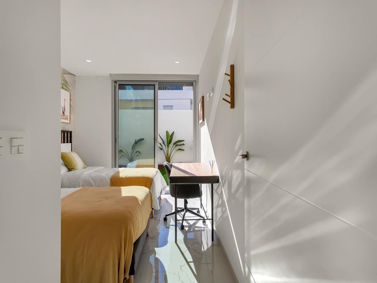 3 Zimmer Villa zu verkaufen in Torrevieja mit Pool Garage - 700.000 € (Ref: 9462173)