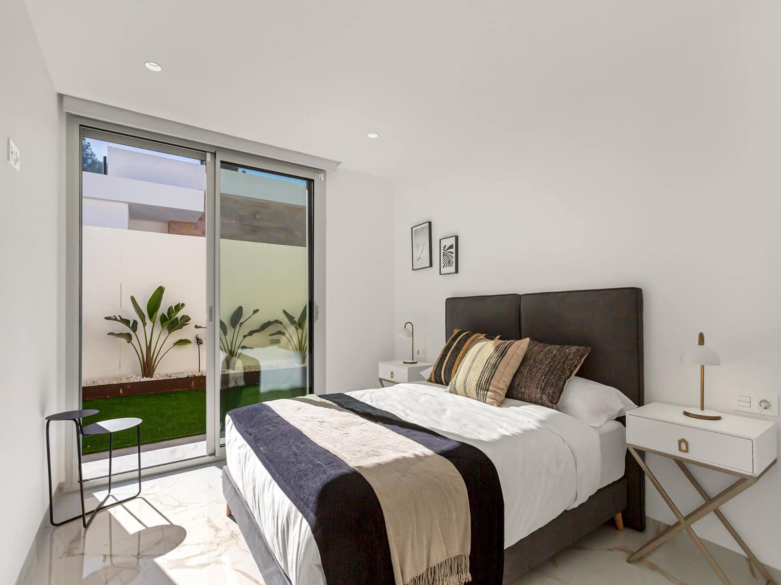 3 Zimmer Villa zu verkaufen in Torrevieja mit Pool Garage - 700.000 € (Ref: 9462173)