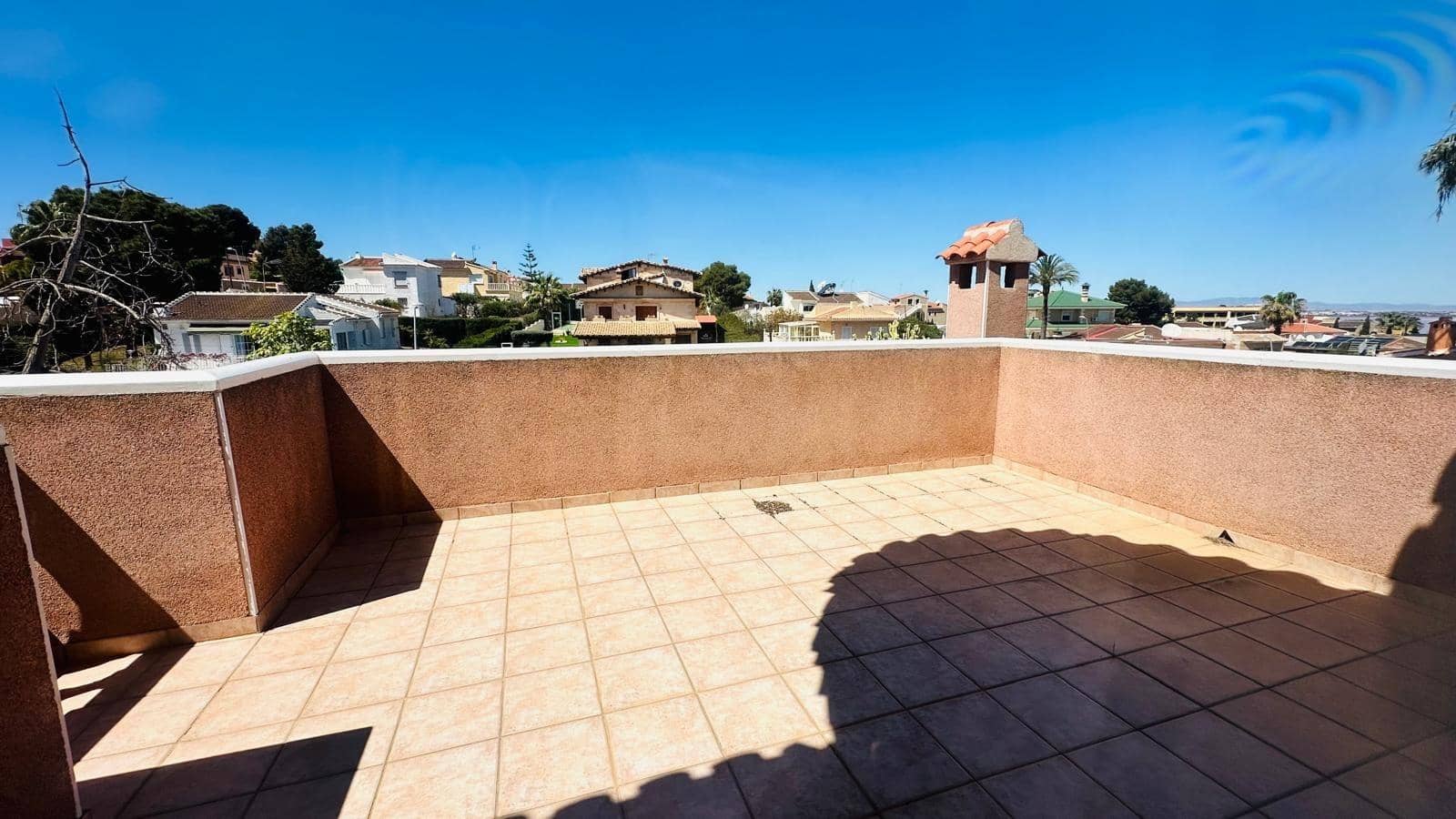 3 sovrum Villa till salu i Torrevieja med pool - 780 000 € (Ref: 9462174)