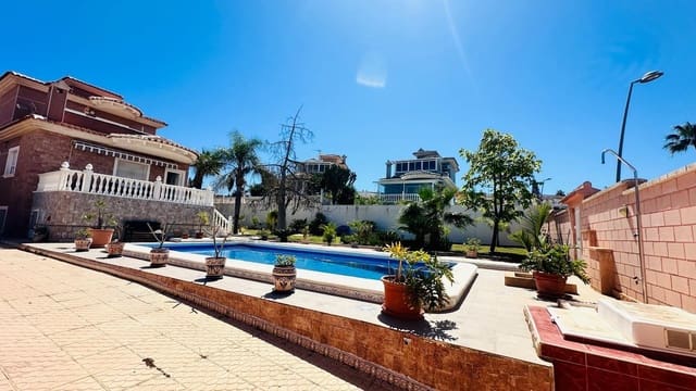 3 sovrum Villa till salu i Los Balcones - Los Altos, Torrevieja med pool - 780 000 € (Ref: 9462174)