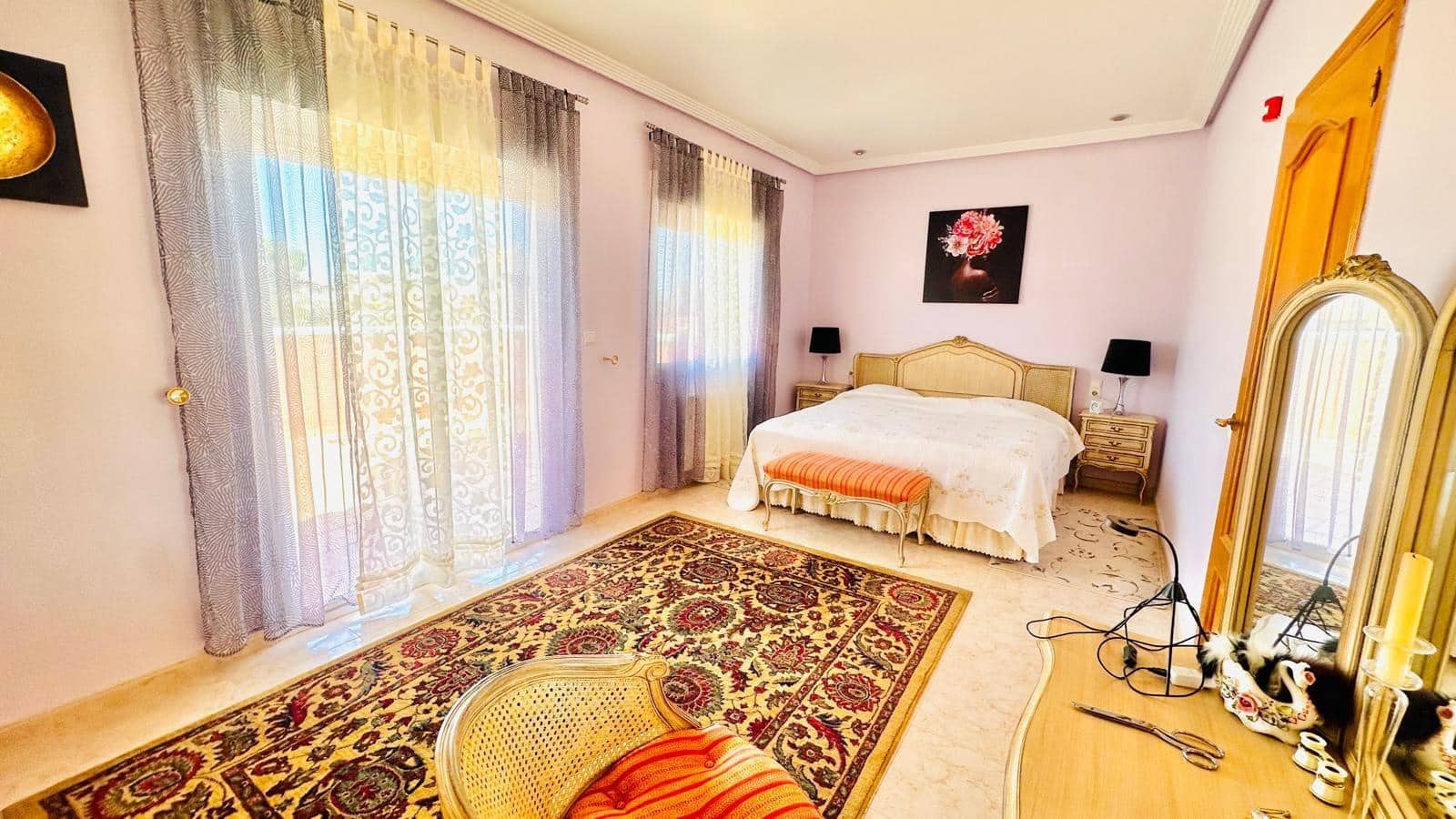 3 sovrum Villa till salu i Torrevieja med pool - 780 000 € (Ref: 9462174)