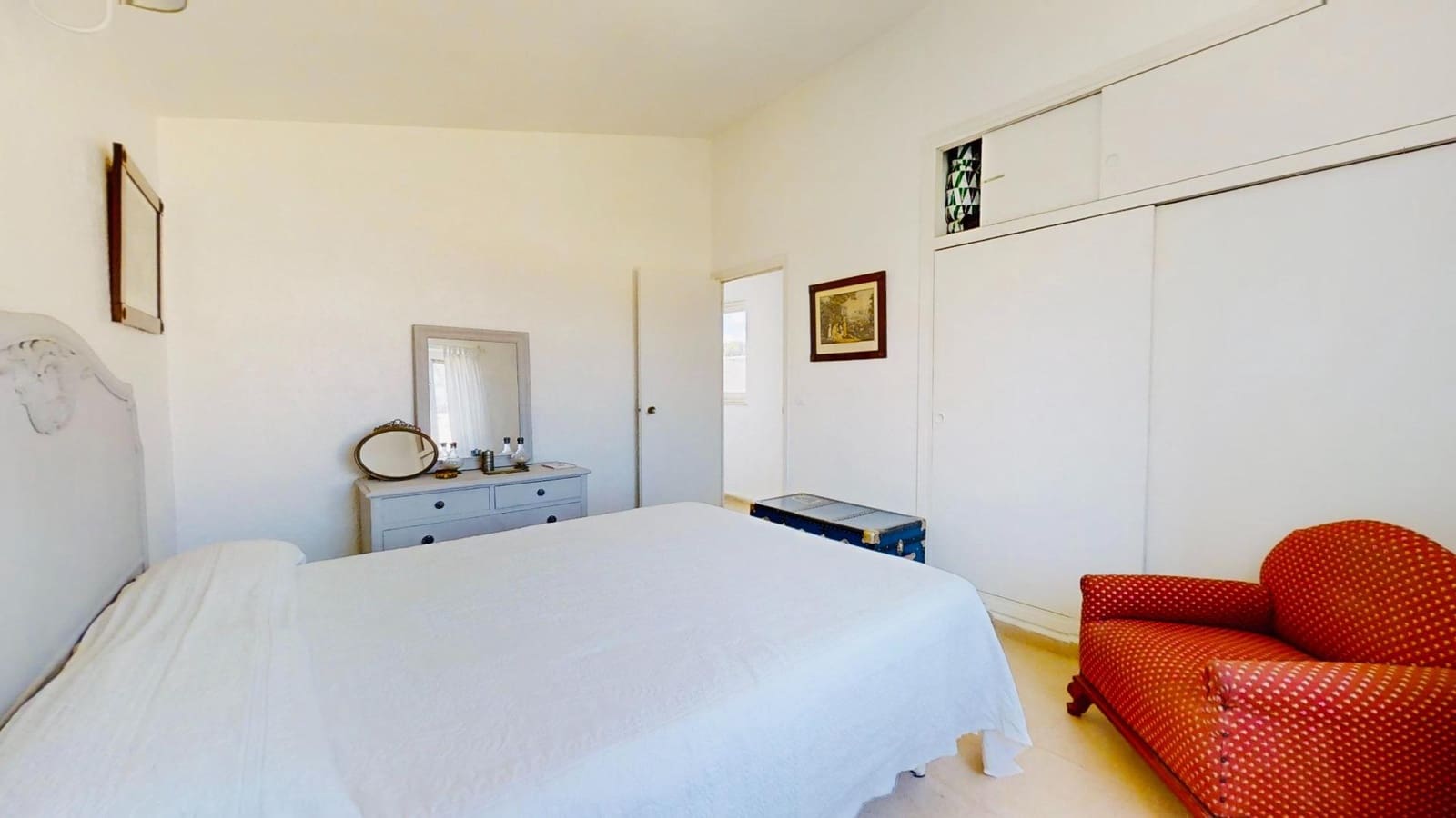 4 bedroom Villa for sale in Cabo Roig with garage - € 799,000 (Ref: 9462175)