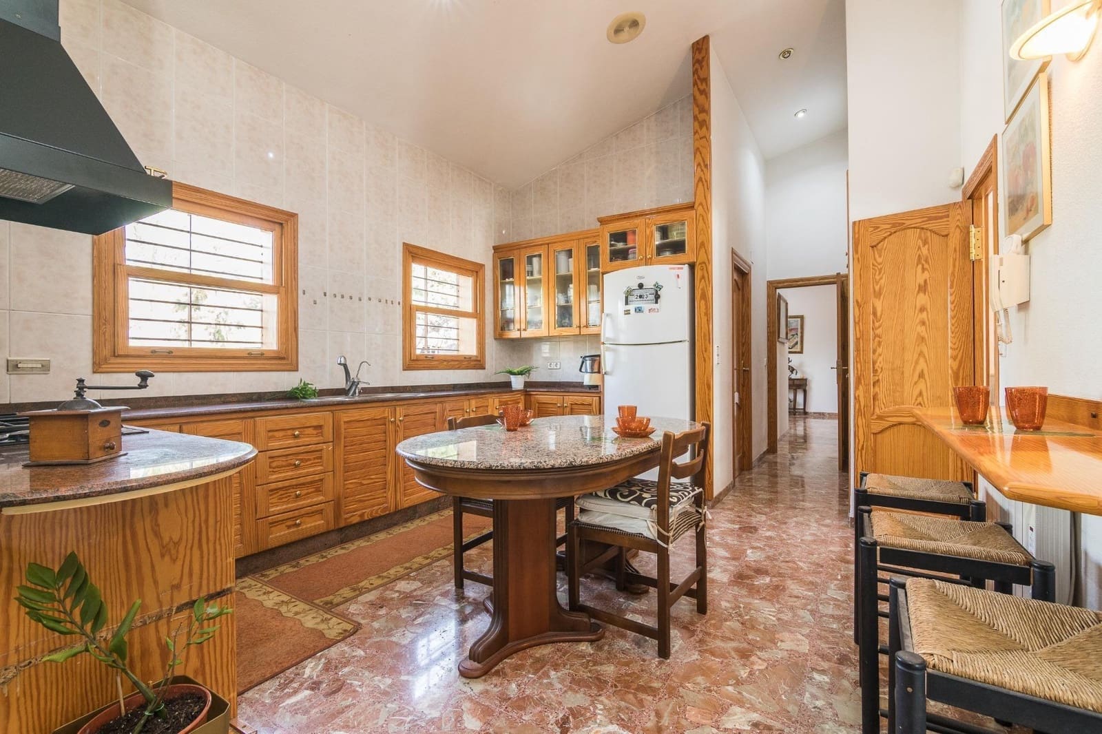 Chalet de 5 habitaciones en Elche / Elx en venta con piscina garaje - 690.000 € (Ref: 9462177)