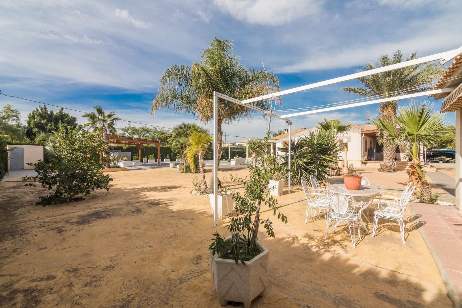 Chalet de 5 habitaciones en Elche / Elx en venta con piscina garaje - 690.000 € (Ref: 9462177)