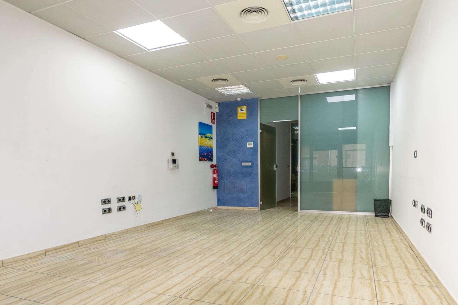 Erhverv til salg i Almoradi - € 73.000 (Ref: 9462186)