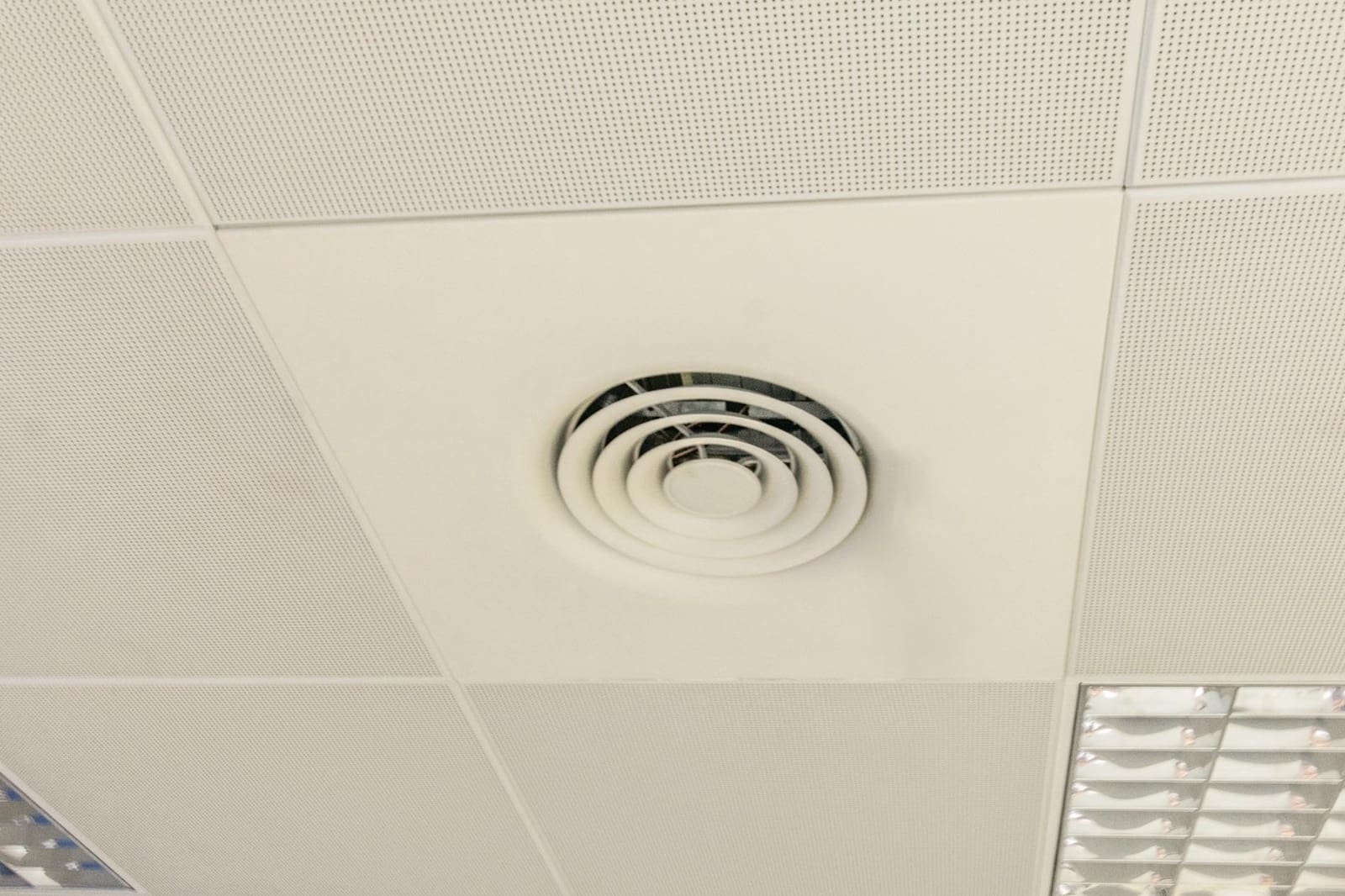 Erhverv til salg i Almoradi - € 73.000 (Ref: 9462186)