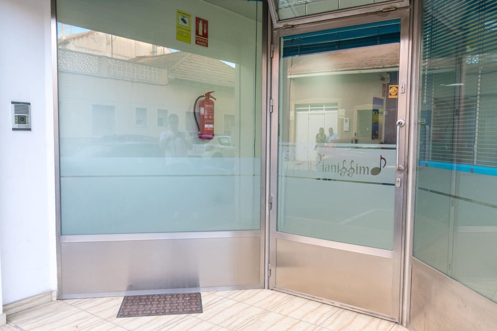 Erhverv til salg i Almoradi - € 73.000 (Ref: 9462186)