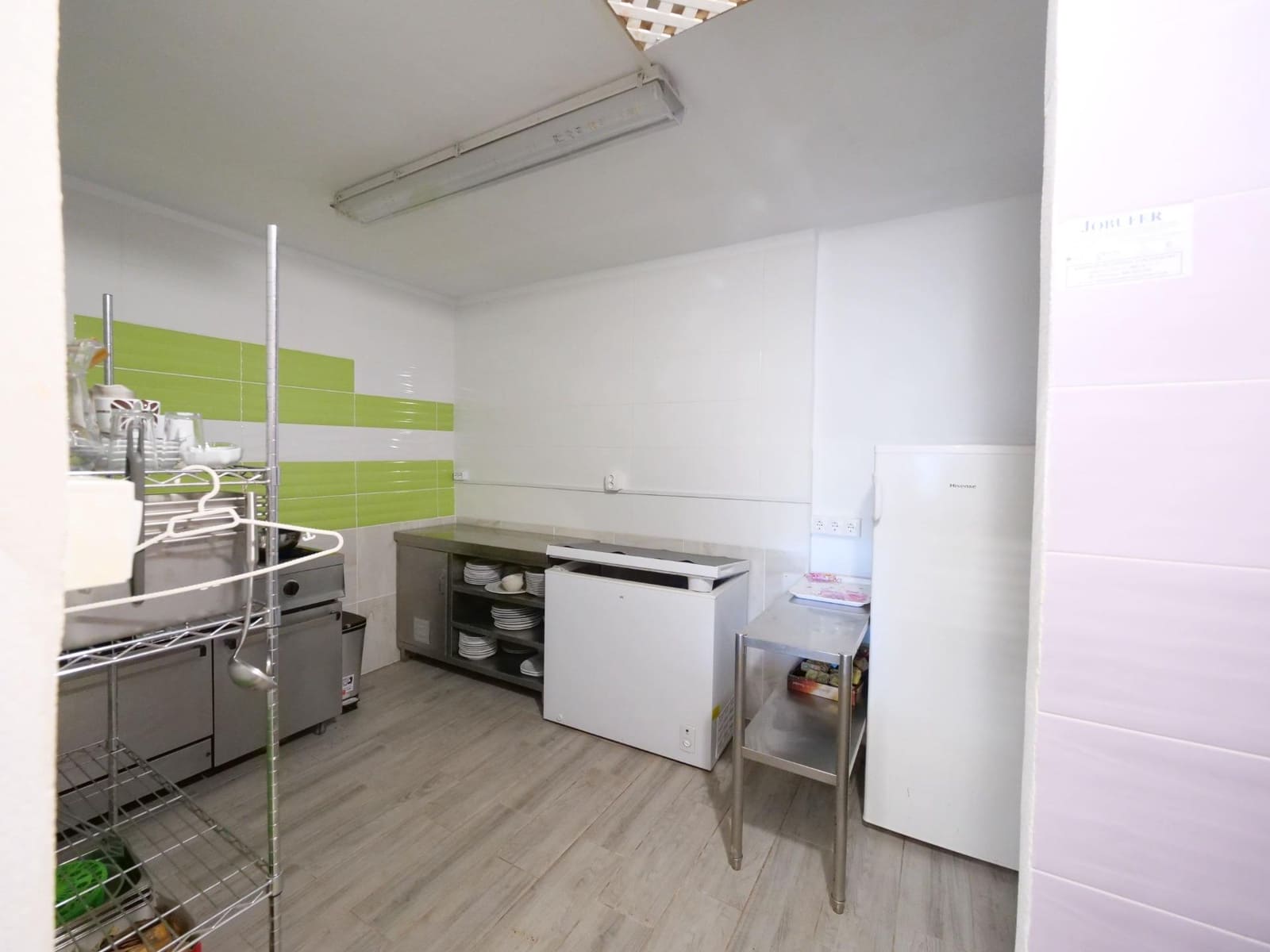 Business for sale in Almoradi - € 725,000 (Ref: 9462188)