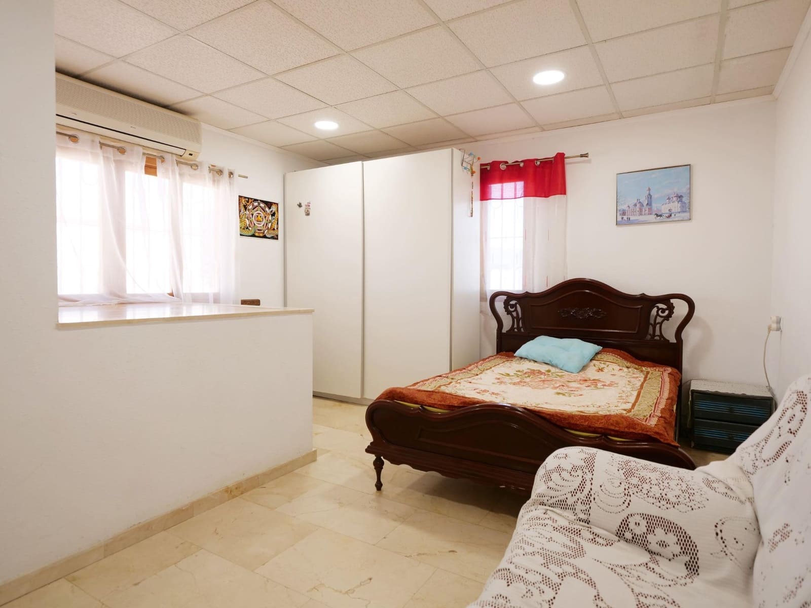 Business for sale in Almoradi - € 725,000 (Ref: 9462188)