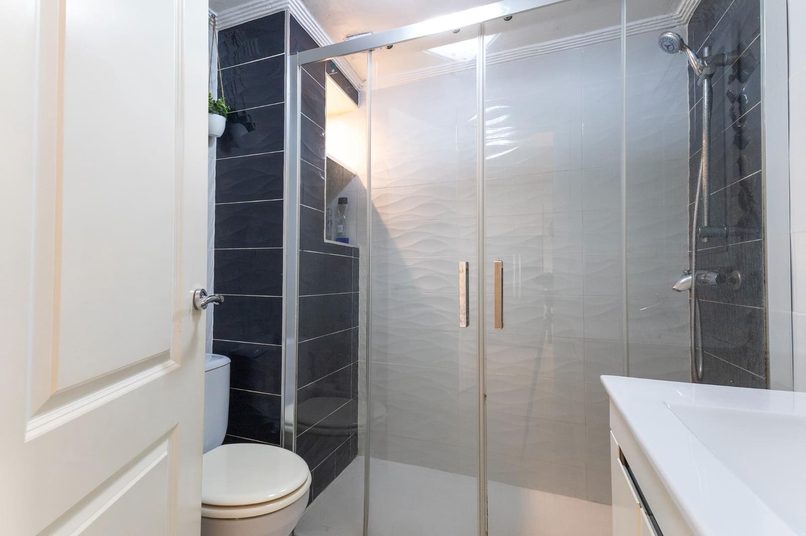 2 quarto Apartamento para venda em La Veleta com piscina - 148 000 € (Ref: 9462189)