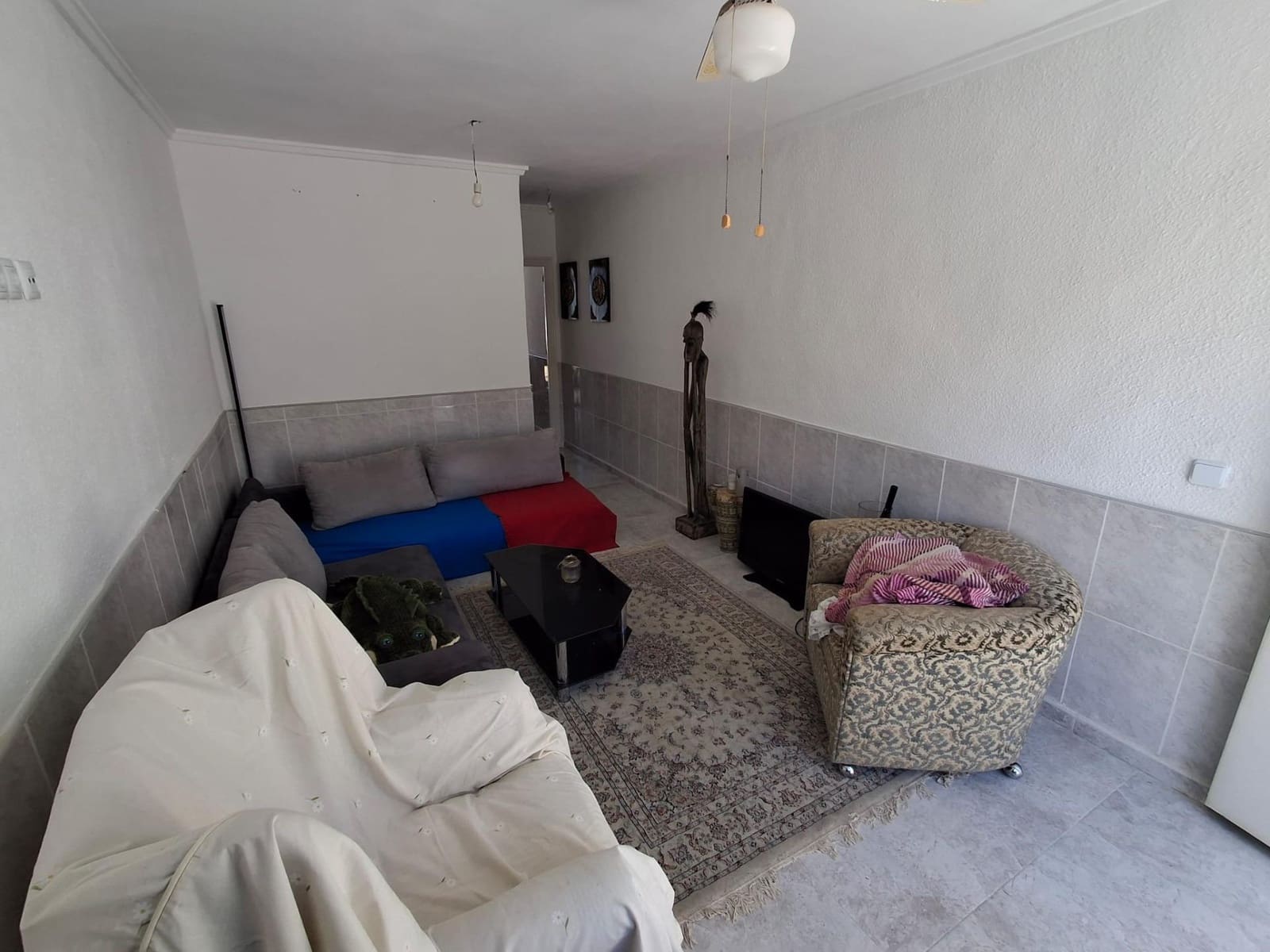 2 makuuhuone Huoneisto myytävänä paikassa El Limonar mukana uima-altaan - 129 990 € (Ref: 9462193)