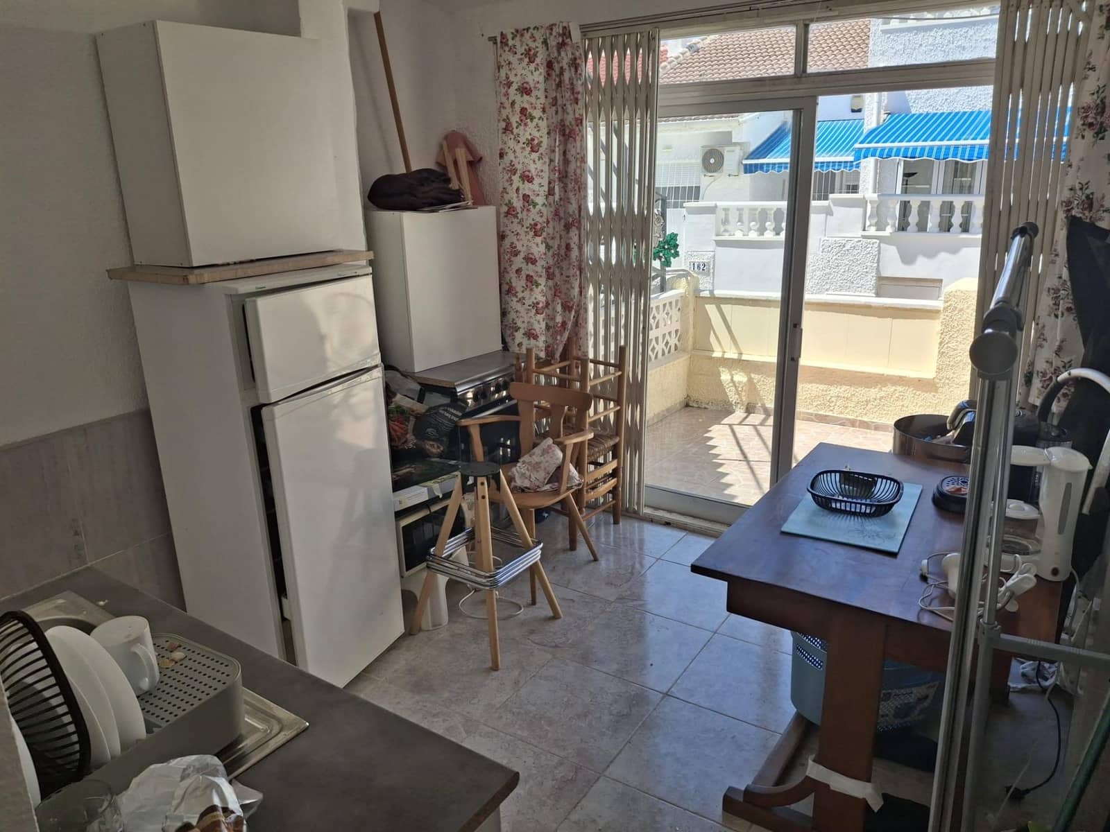 2 makuuhuone Huoneisto myytävänä paikassa El Limonar mukana uima-altaan - 129 990 € (Ref: 9462193)