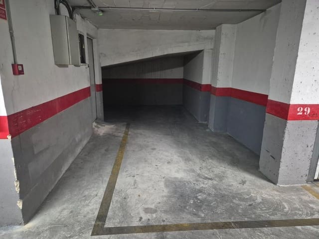 Garaje en Centro, Torrevieja en venta - 13.900 € (Ref: 9462195)