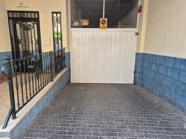 Garaje en Centro, Torrevieja en venta - 13.900 € (Ref: 9462195)