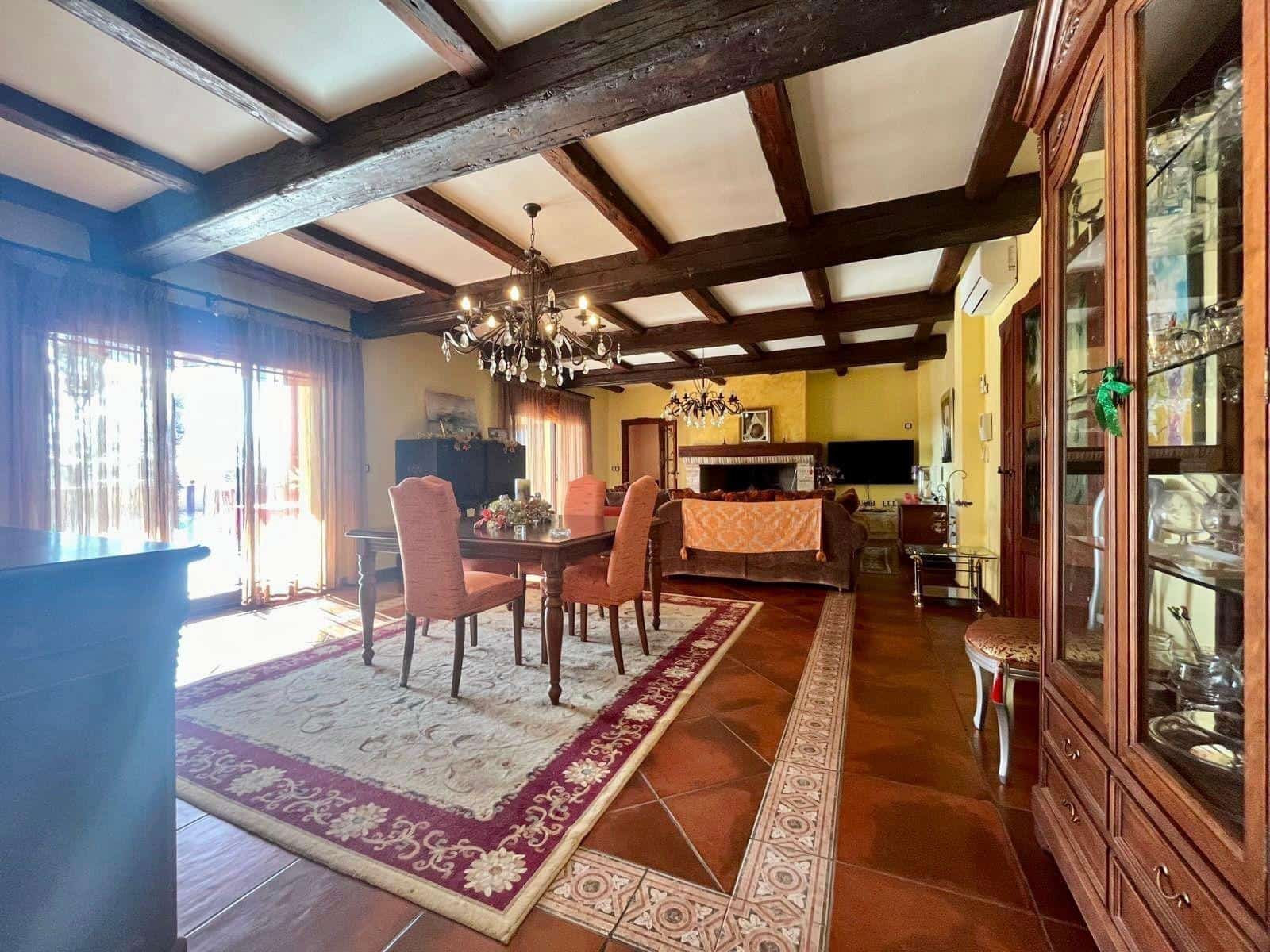 4 bedroom Villa for sale in Los Montesinos with pool - € 780,000 (Ref: 9462197)