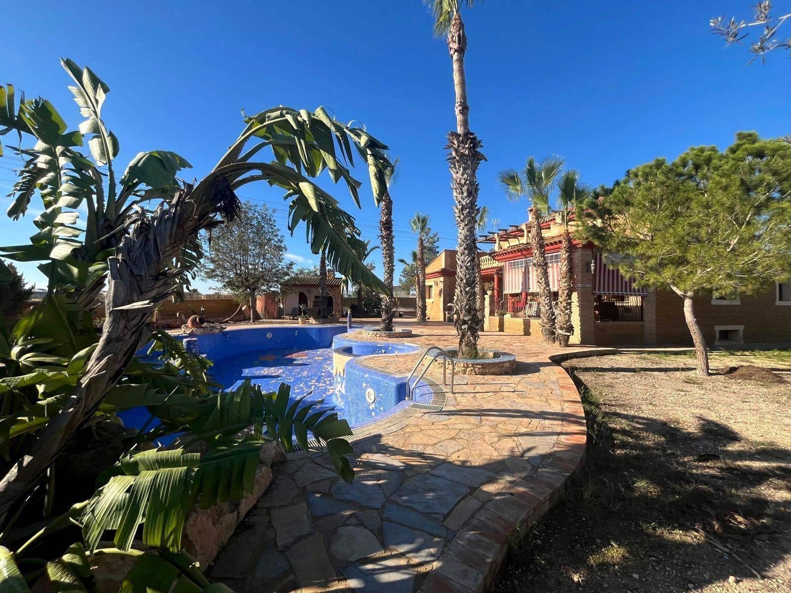 4 bedroom Villa for sale in Los Montesinos with pool - € 780,000 (Ref: 9462197)