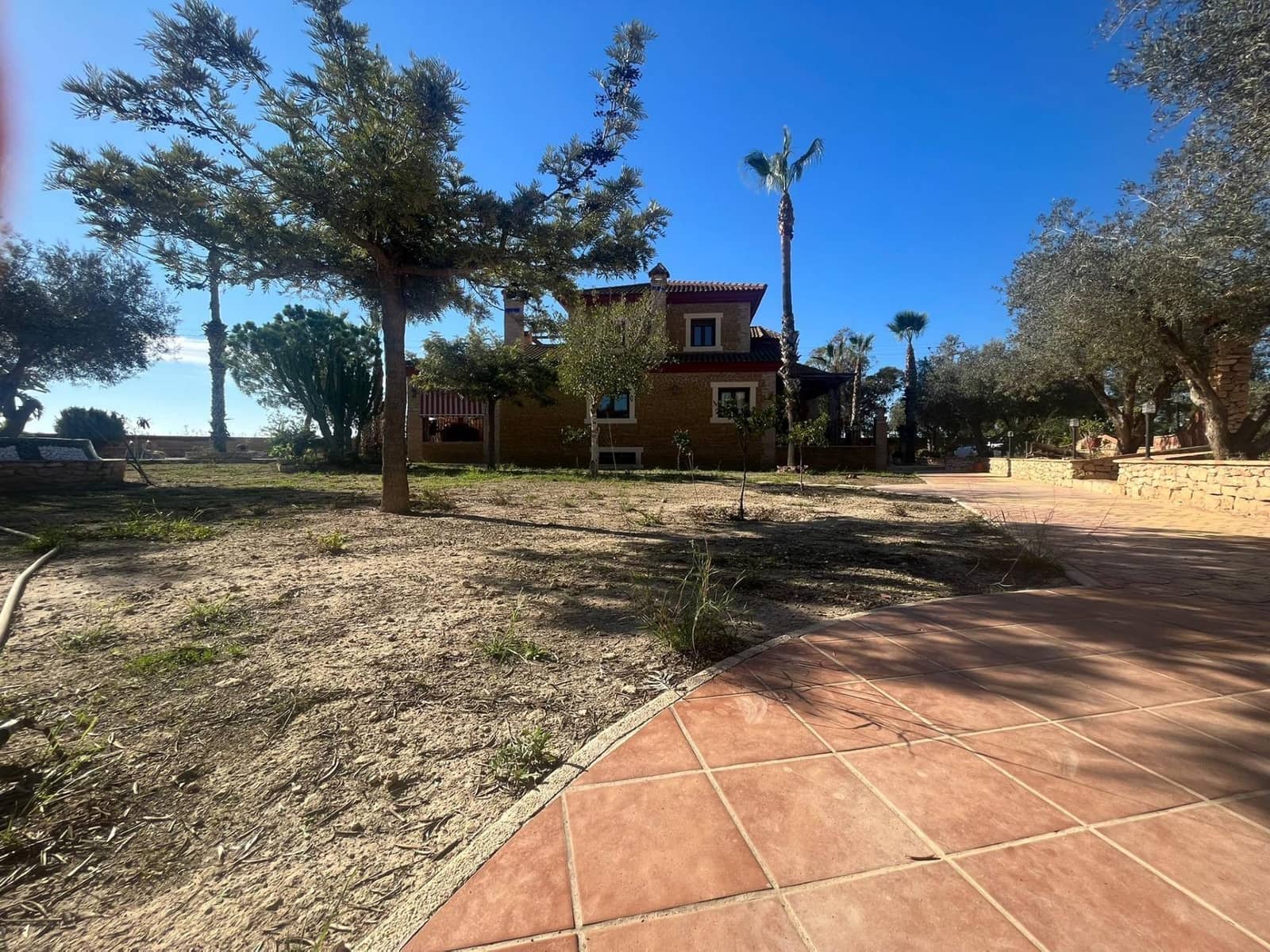 4 bedroom Villa for sale in Los Montesinos with pool - € 780,000 (Ref: 9462197)