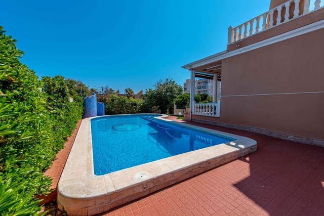 6 sovrum Villa till salu i La Mata, Torrevieja med pool garage - 1 000 000 € (Ref: 9462201)
