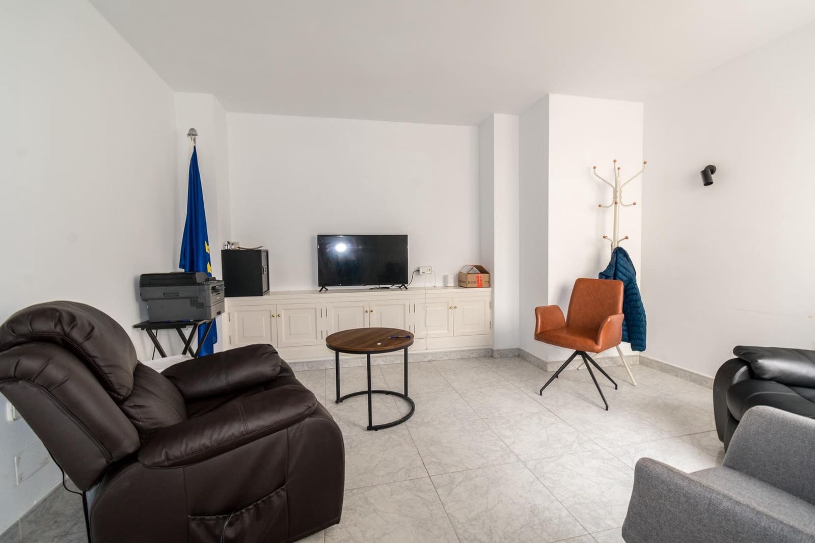 1 camera da letto Commerciale in vendita in Torrevieja con garage - 240.000 € (Rif: 9462209)
