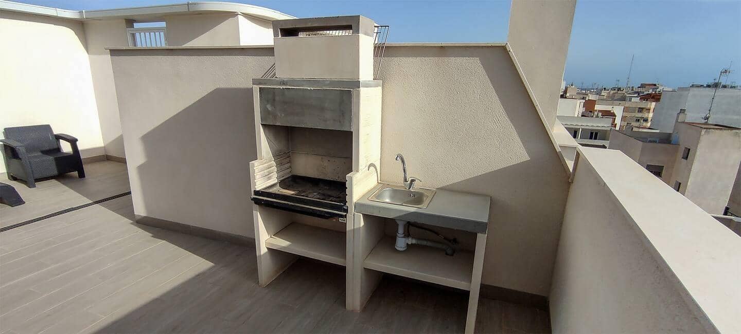 2 Zimmer Apartment zu verkaufen in Torrevieja mit Pool - 269.990 € (Ref: 9462211)