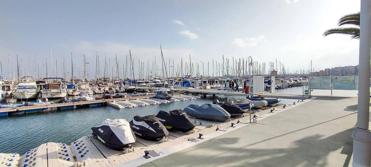 2 Zimmer Apartment zu verkaufen in Torrevieja mit Pool - 269.990 € (Ref: 9462211)