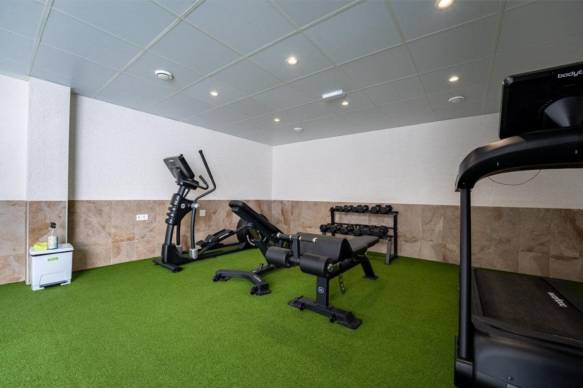 4 soverom Penthouse til salgs i El Raso med svømmebasseng - € 289 000 (Ref: 9462215)