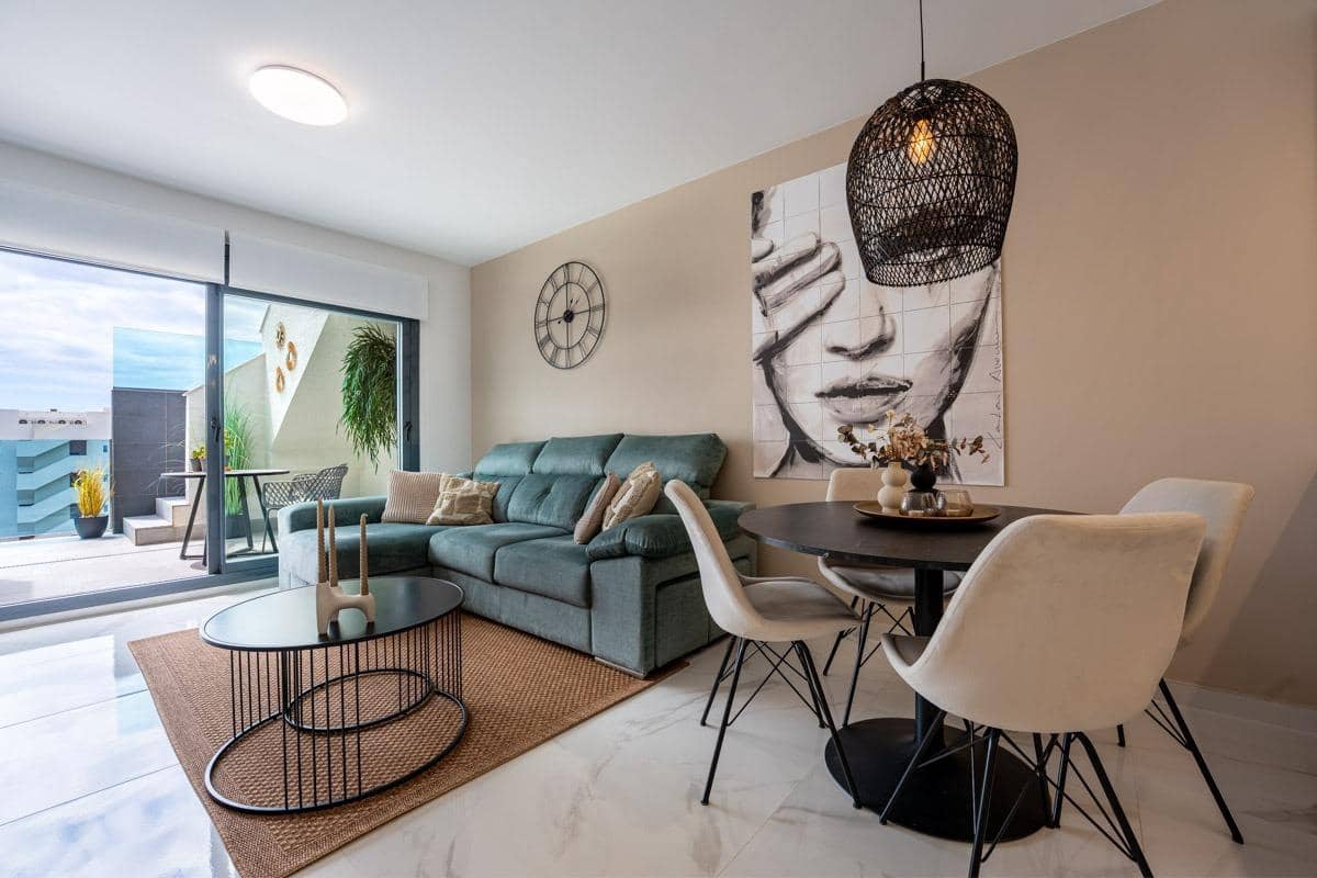 4 soverom Penthouse til salgs i El Raso med svømmebasseng - € 289 000 (Ref: 9462215)