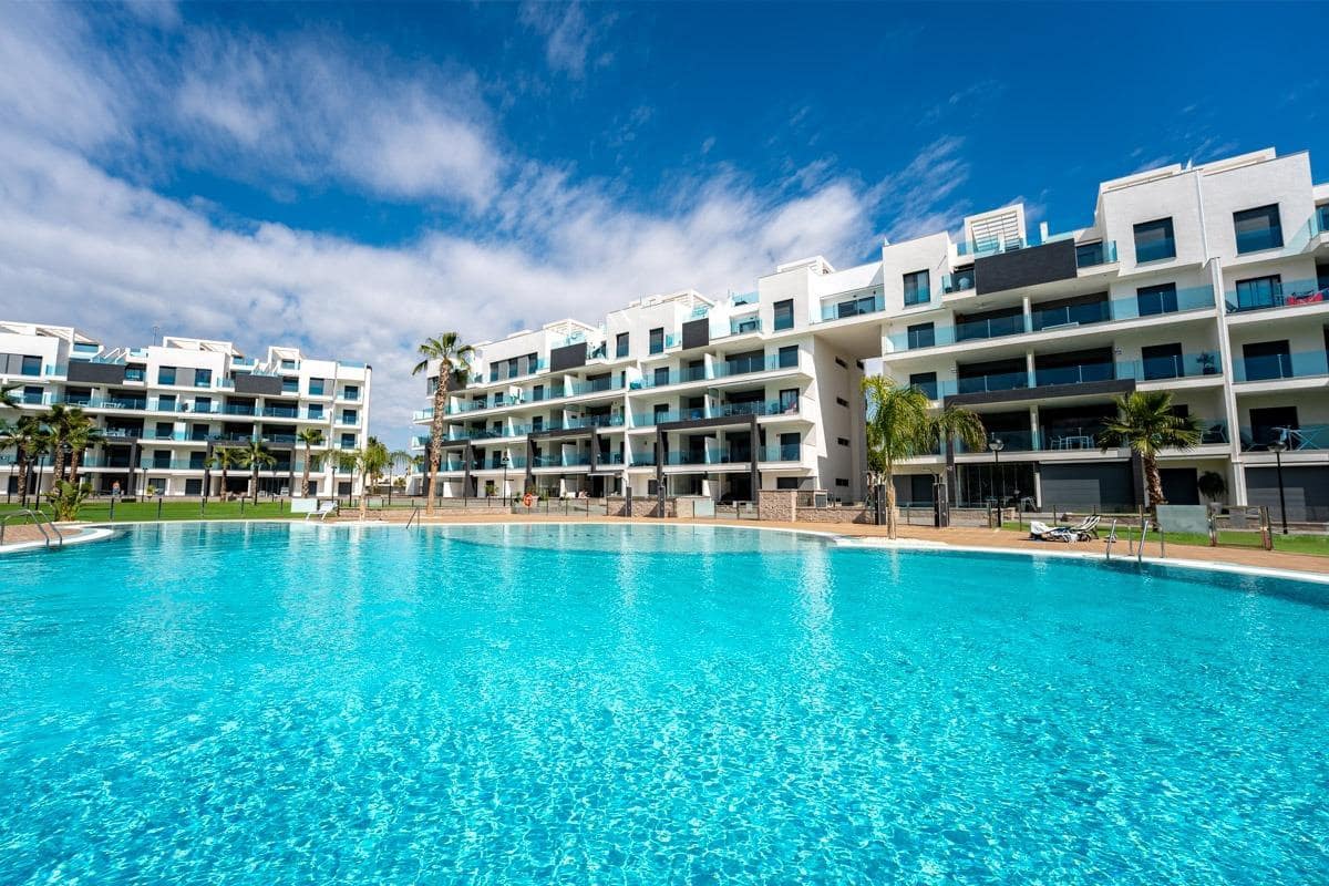 4 soverom Penthouse til salgs i El Raso med svømmebasseng - € 289 000 (Ref: 9462215)