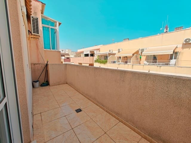 Apartamento de 2 habitaciones en El Molino, Torrevieja en venta con piscina - 138.000 € (Ref: 9462217)