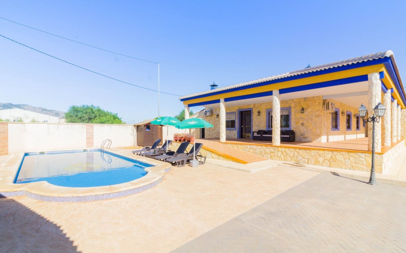 4 sovrum Villa till salu i Redovan med pool garage - 399 000 € (Ref: 9462218)