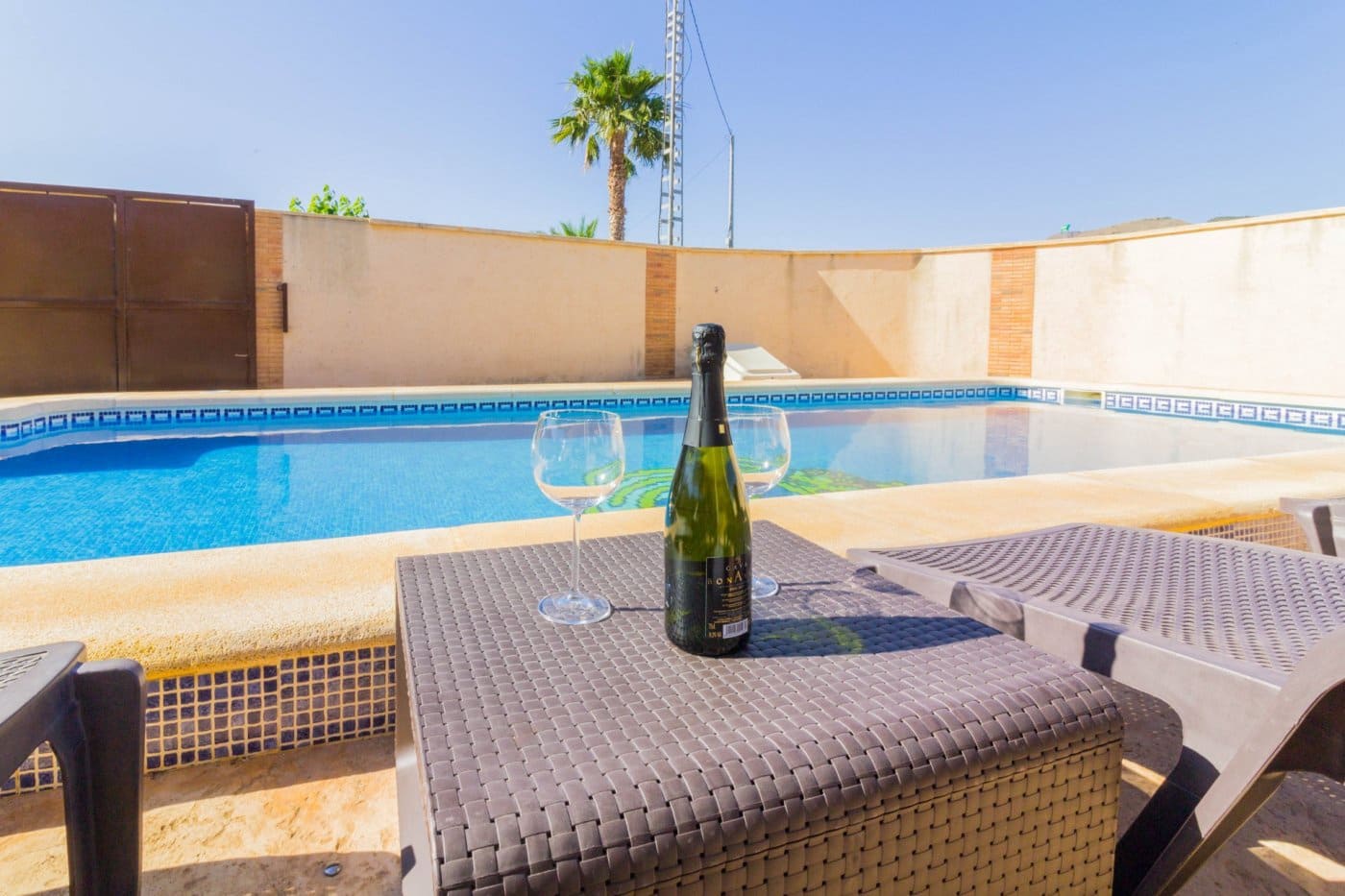 4 sovrum Villa till salu i Redovan med pool garage - 399 000 € (Ref: 9462218)