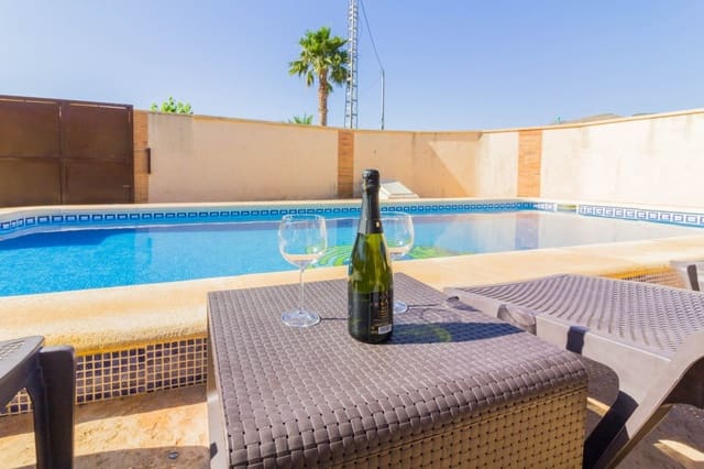 4 sovrum Villa till salu i Redován med pool garage - 399 000 € (Ref: 9462218)