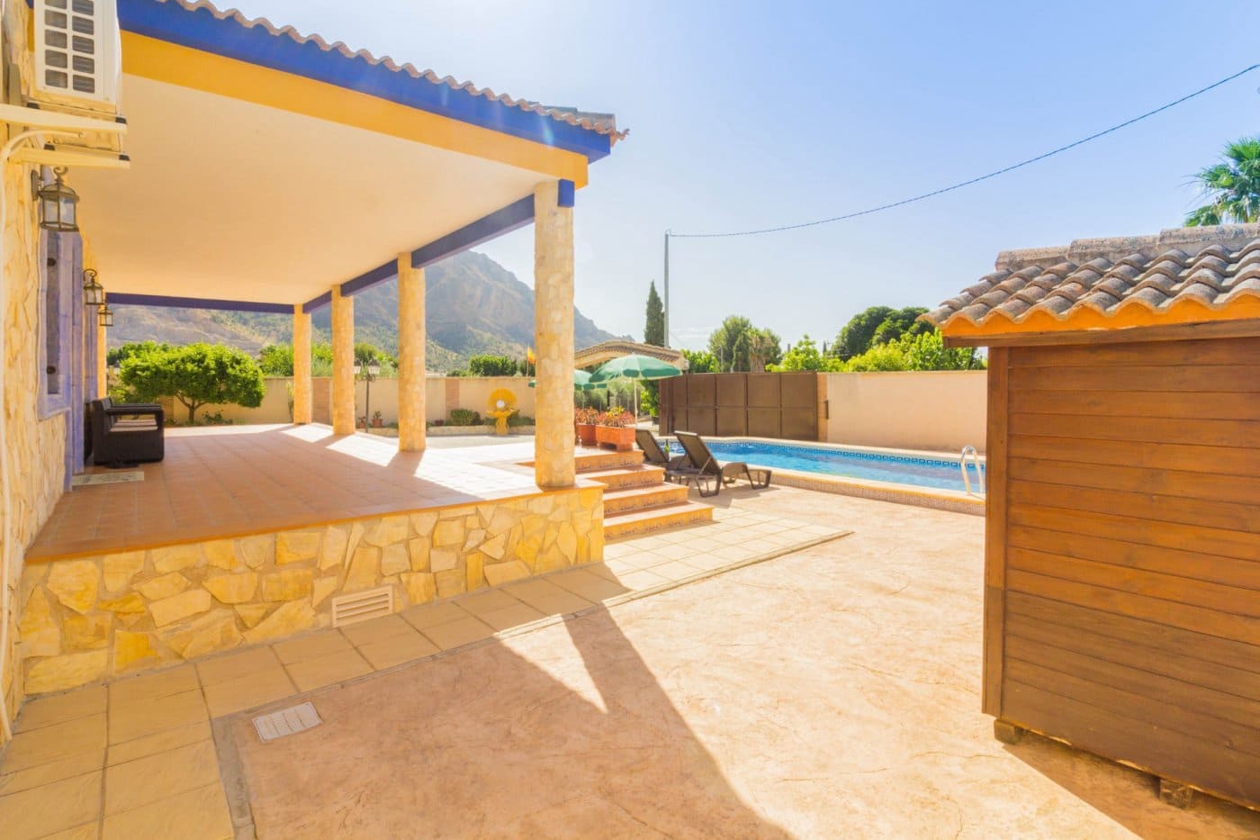 4 sovrum Villa till salu i Redovan med pool garage - 399 000 € (Ref: 9462218)