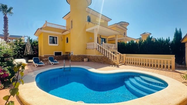 3 sypialnia Willa na sprzedaż w Orihuela Costa, Orihuela z garażem - 354 900 € (Ref: 9462231)