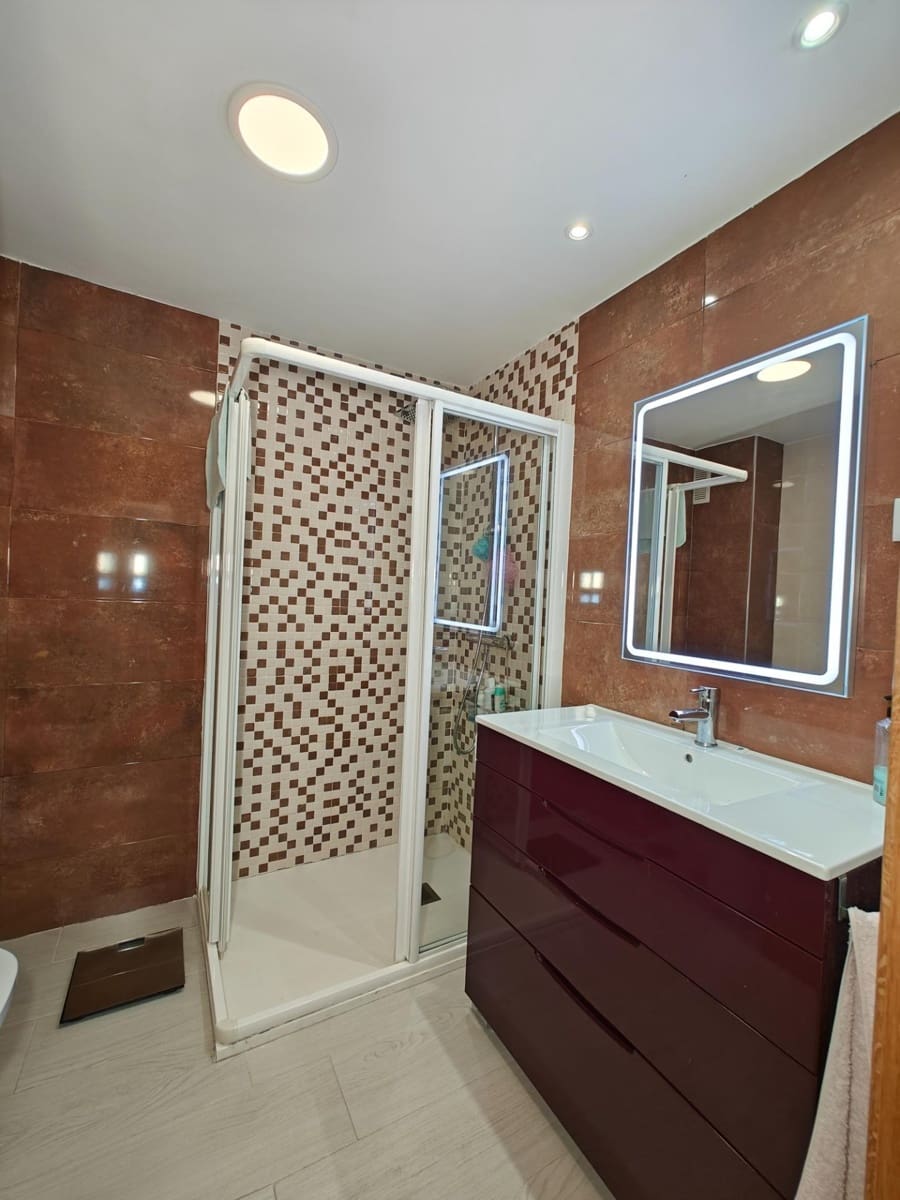 Apartamento de 4 habitaciones en Torrevieja en venta - 320.000 € (Ref: 9462234)