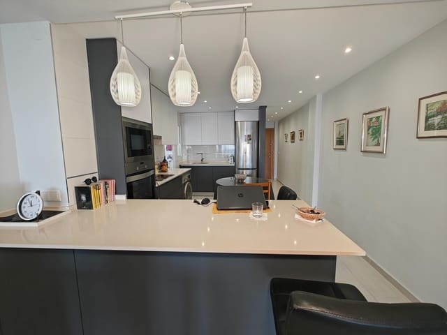 Apartamento de 4 habitaciones en Playa del Cura, Torrevieja en venta - 320.000 € (Ref: 9462234)