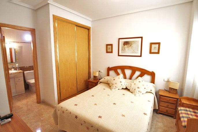 3 bedroom Apartment for sale in Guardamar del Segura - € 169,000 (Ref: 9462235)
