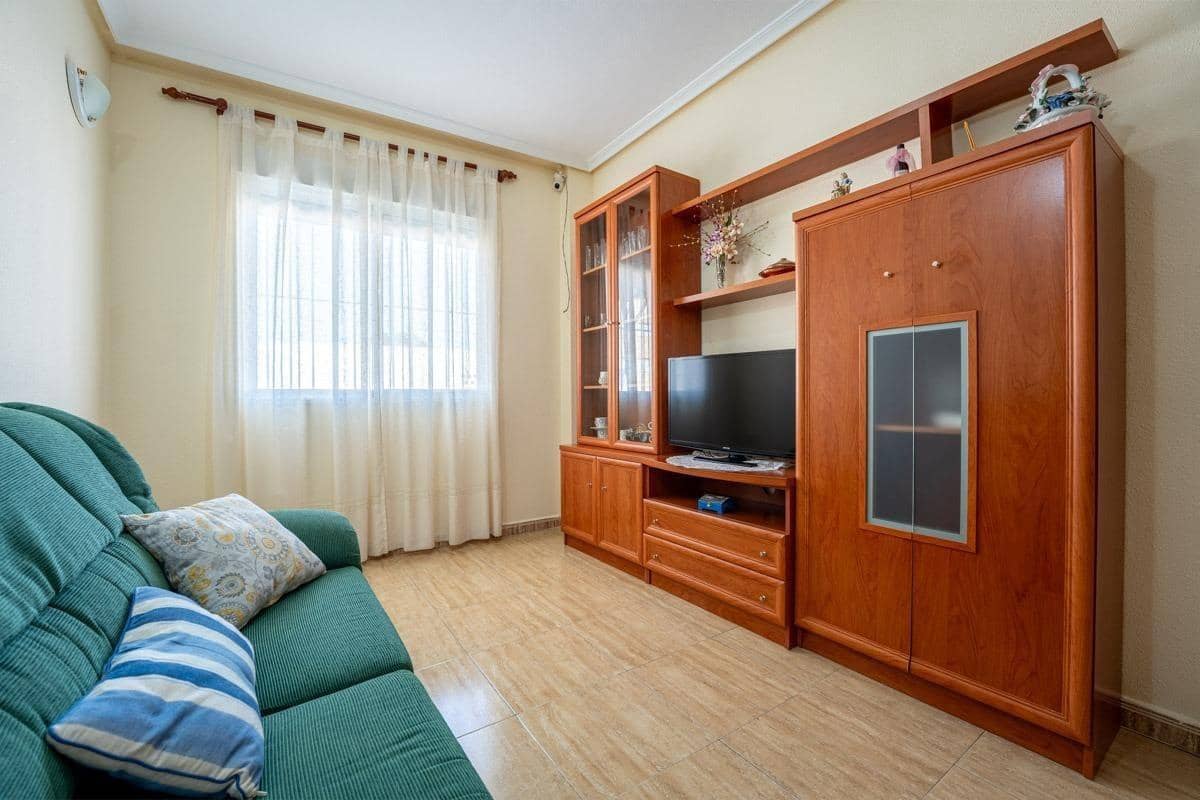 2 bedroom Apartment for sale in Los Montesinos with pool - € 109,900 (Ref: 9462237)