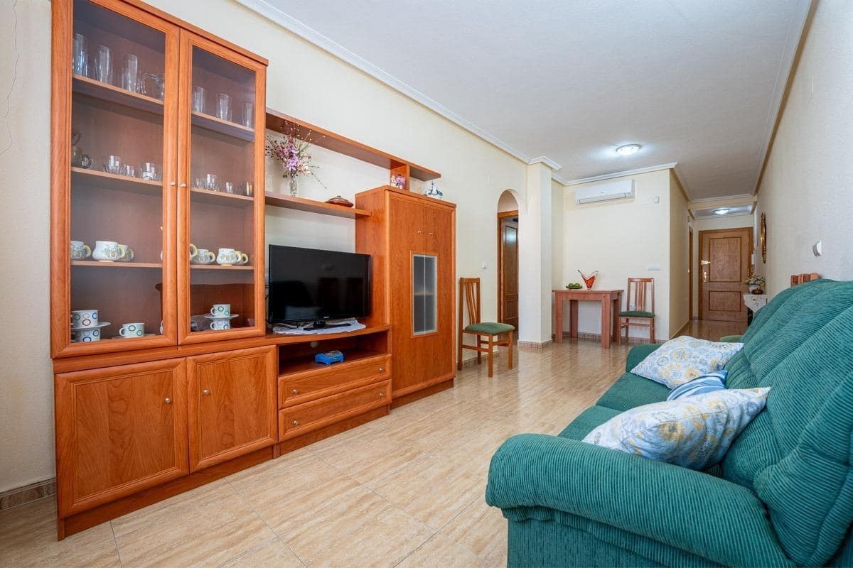 2 bedroom Apartment for sale in Los Montesinos with pool - € 109,900 (Ref: 9462237)