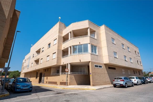 2 makuuhuone Huoneisto myytävänä paikassa Los Montesinos mukana uima-altaan - 109 900 € (Ref: 9462237)