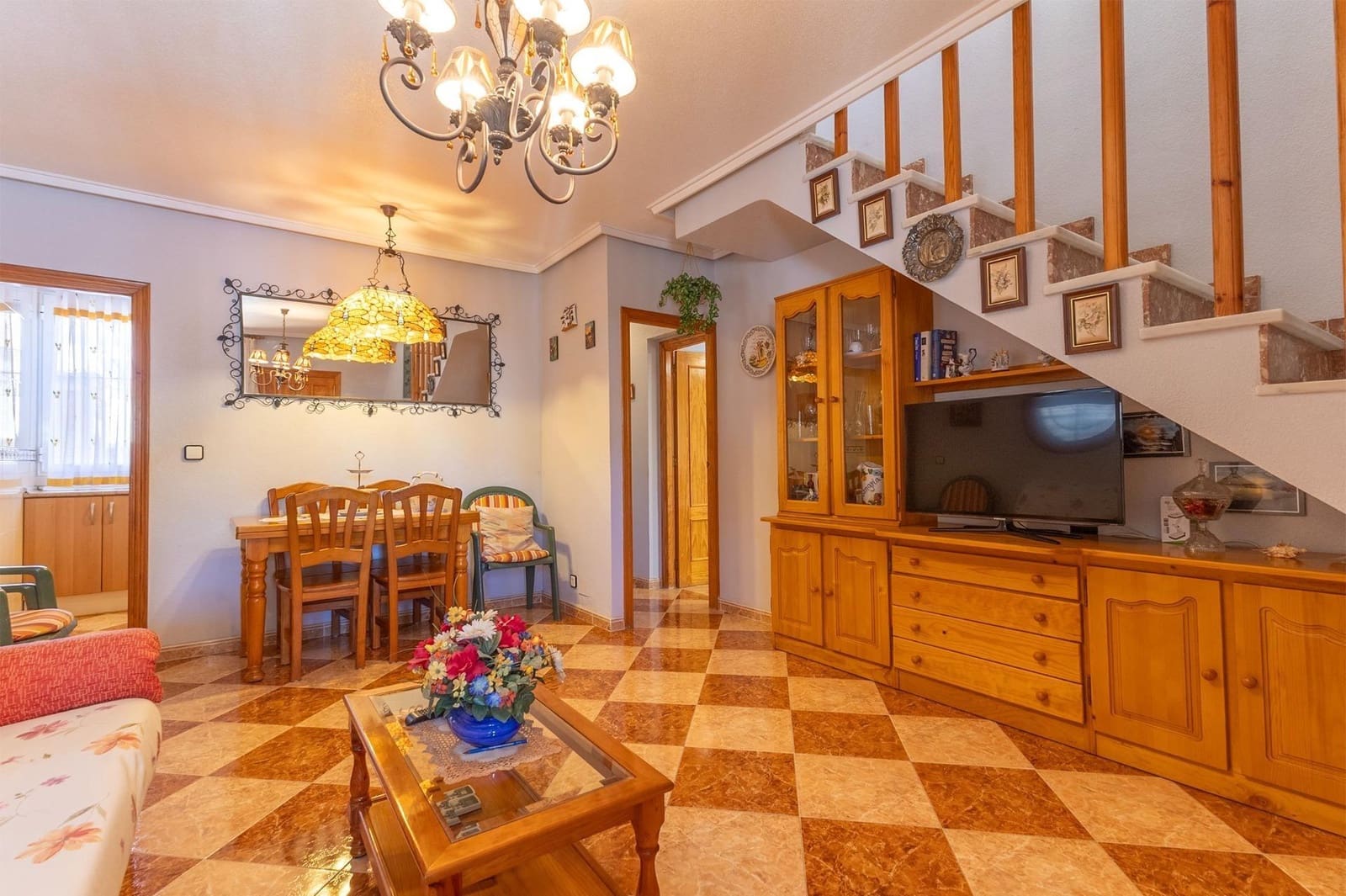 3 bedroom Terraced Villa for sale in La Siesta with pool - € 198,000 (Ref: 9462239)