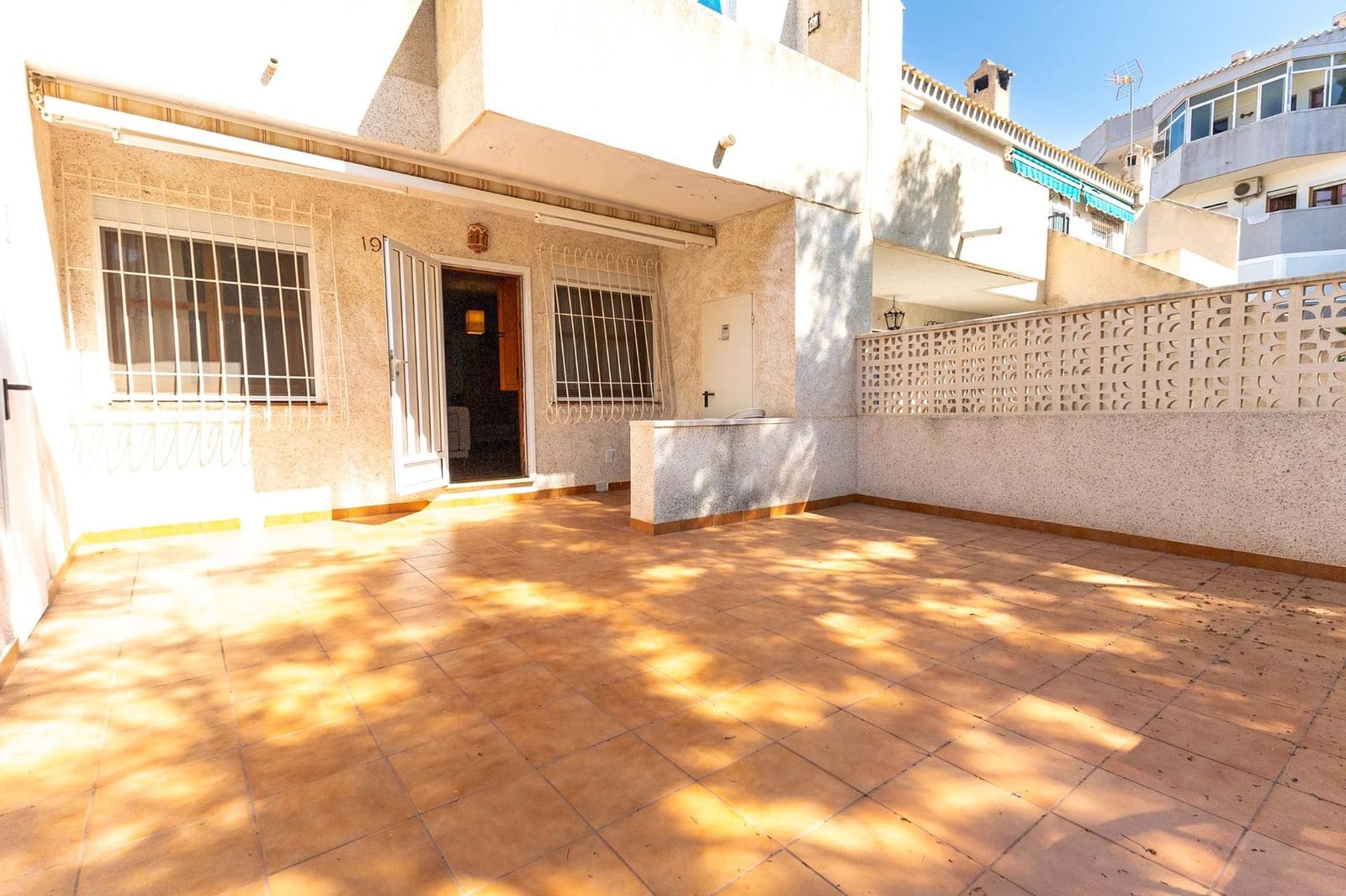 2 bedroom Bungalow for sale in Campoamor - € 132,000 (Ref: 9462241)