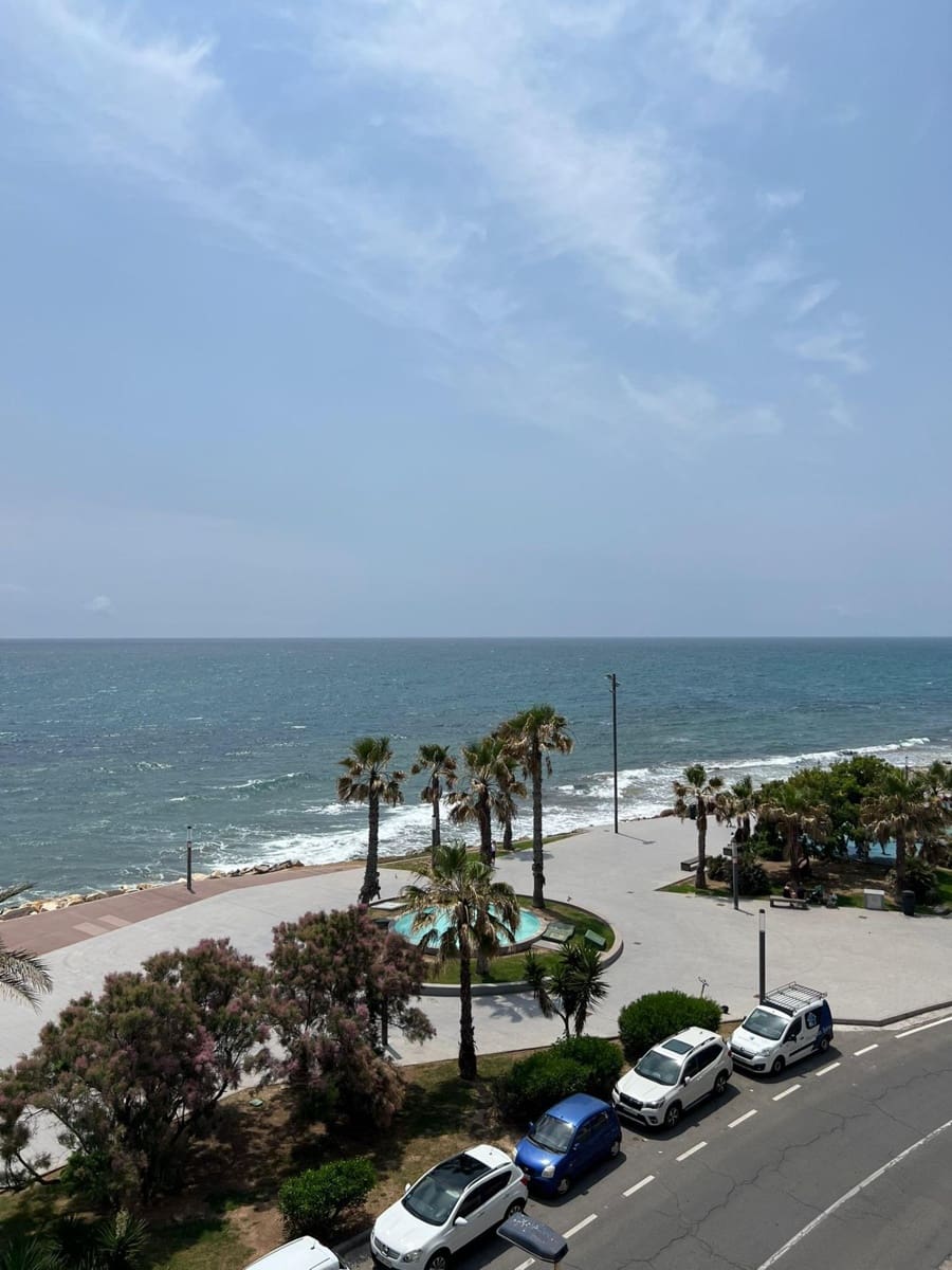 2 Zimmer Apartment zu verkaufen in Torrevieja mit Pool - 325.000 € (Ref: 9462254)