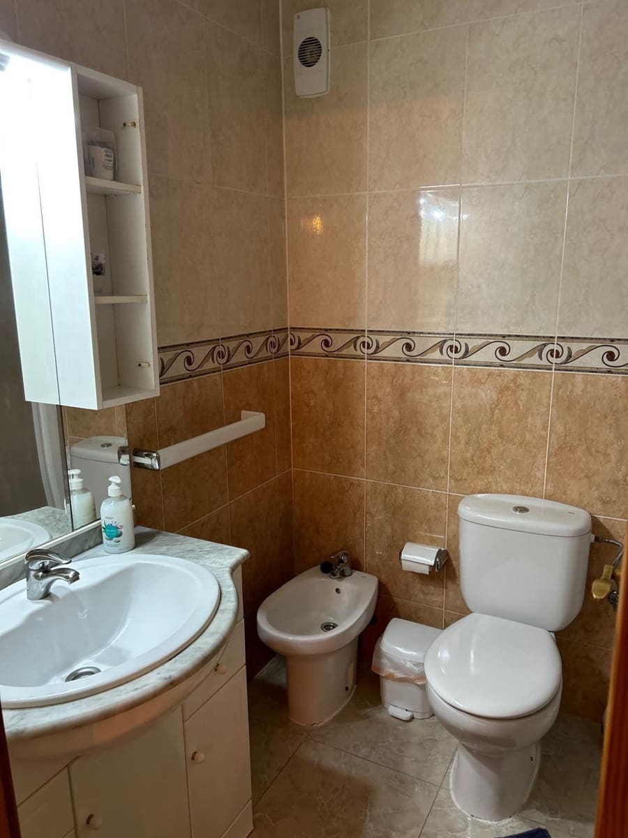 Apartamento de 1 habitación en Torrevieja en venta con piscina - 204.900 € (Ref: 9462255)